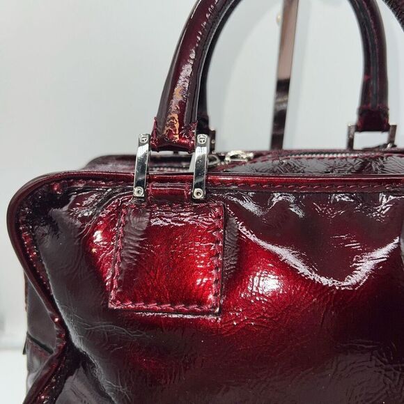 LOEWE Amazona 28 Burgundy Patent Leather Handbag (minor callouts in pics) - Picture 7 of 16
